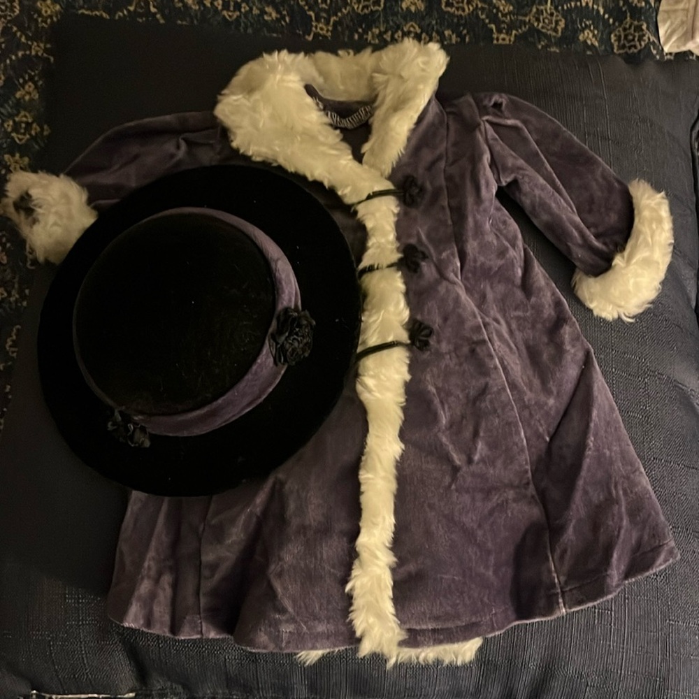 American girl, coat and hat set
